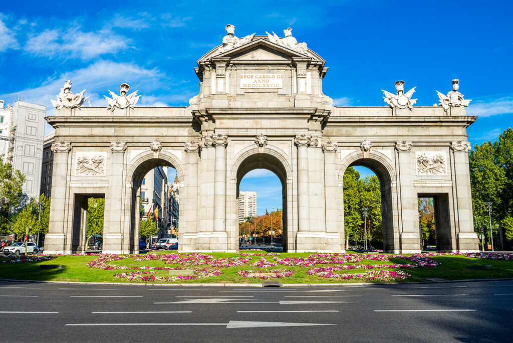 puerta de alcala madrid